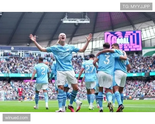 卡马文加欧冠关键战表现解析：对阵利物浦与曼城的战术价值